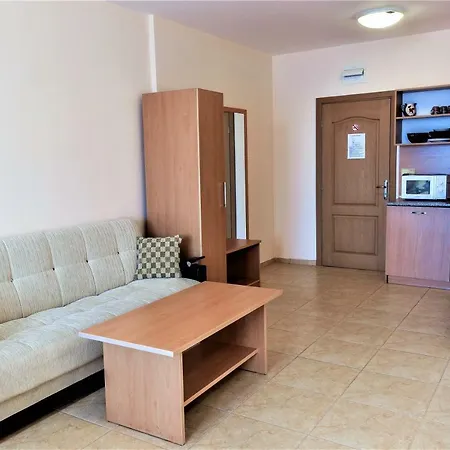 Апартамент Big Studio 