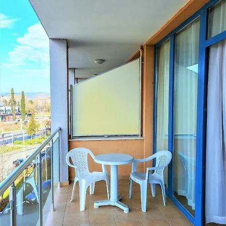 Апартамент Big Studio 